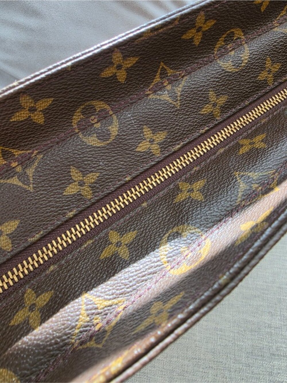 Authntic Louis Vuitton Brown Monogram Canvas Zip Tote Shoulder Bag Large - Picture 7 of 14